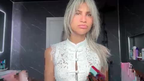 Snapshot of aniishaa chatting on April 1, 2026, 10:38 am anisha online show from April 1, 2026, 10:38 am