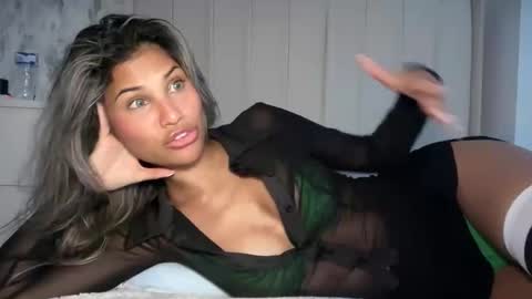 Snapshot of aniishaa chatting on May 19, 2026, 10:10 am anisha online show from May 19, 2026, 10:10 am