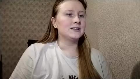 Anika online show from September 14, 2025, 8:52 pm