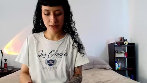 Snapshot of anika_lowen chatting on March 5, 2025, 5:29 pm Anika And Lowen Your Thumbs Up Are Super Important For Us  online show from March 5, 2025, 5:29 pm