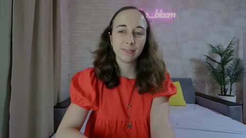 anikabloom online show from January 12, 2025, 4:21 am