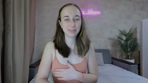 anikabloom online show from January 21, 2025, 1:18 am