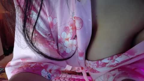 Snapshot of anisahade chatting on May 31, 2026, 2:57 pm Anisahade online show from May 31, 2026, 2:57 pm