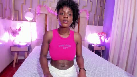 anisha_zambrano online show from November 22, 2025, 1:21 pm