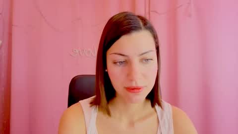 Anni online show from February 8, 2026, 3:48 pm