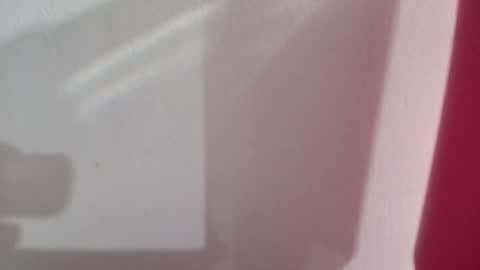 ana independent model online show from December 16, 2025, 1:05 pm