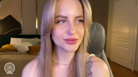 Snapshot of anita_blairr chatting on April 24, 2026, 1:08 am Anita online show from April 24, 2026, 1:08 am