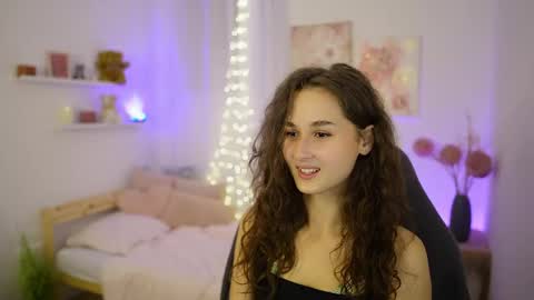 Anita Grey online show from September 30, 2025, 7:08 pm