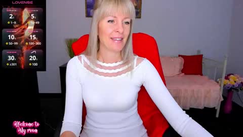 Snapshot of anita_tayson chatting on March 11, 2025, 7:04 am Anita online show from March 11, 2025, 7:04 am