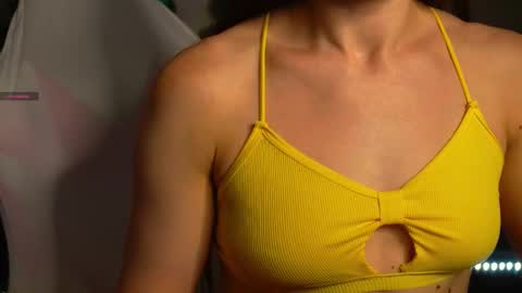 anita_von online show from September 16, 2025, 11:22 am