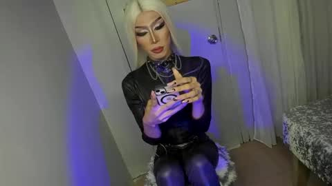 Miss Ann online show from September 8, 2025, 9:14 pm