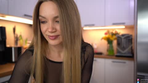 Im Anita thumb up me please its important online show from March 21, 2026, 9:07 pm