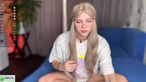 anjalin_sososok online show from October 8, 2025, 5:38 am