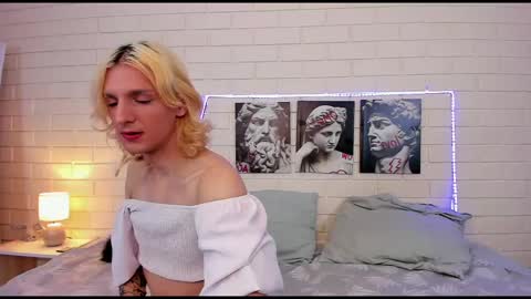 Angel online show from September 18, 2025, 8:05 am