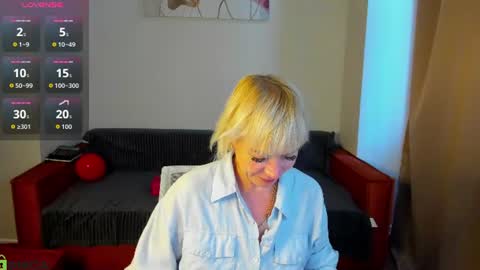Snapshot of ann_annise chatting on June 12, 2026, 1:15 am ann_annise online show from June 12, 2026, 1:15 am