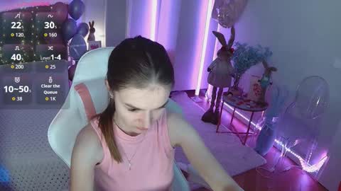 ann_woood online show from March 24, 2026, 6:46 pm
