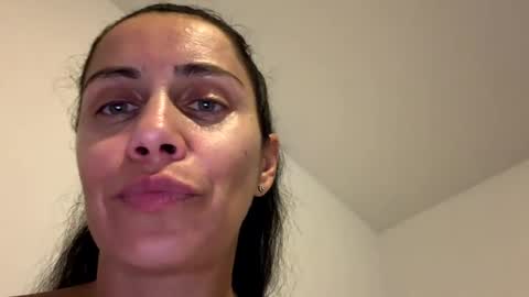 Snapshot of anna___25 chatting on July 18, 2026, 6:34 pm Anna online show from July 18, 2026, 6:34 pm