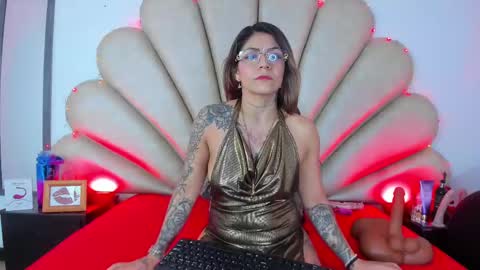 Anna  online show from February 12, 2025, 12:22 pm