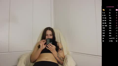 Anna  online show from December 16, 2024, 9:14 am