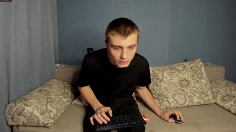 Snapshot of anna_jason chatting on December 8, 2024, 7:43 pm Fansly Jason sweet ass online show from December 8, 2024, 7:43 pm