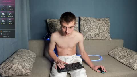 Snapshot of anna_jason chatting on December 14, 2024, 10:18 pm Fansly Jason sweet ass online show from December 14, 2024, 10:18 pm