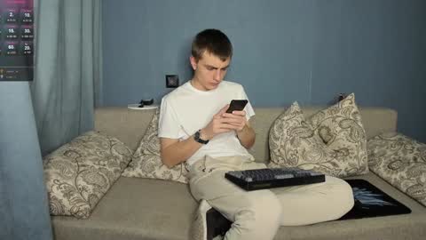 Snapshot of anna_jason chatting on December 29, 2024, 7:11 pm Fansly Jason sweet ass online show from December 29, 2024, 7:11 pm