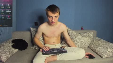 Snapshot of anna_jason chatting on January 15, 2025, 8:48 pm Fansly Jason sweet ass online show from January 15, 2025, 8:48 pm