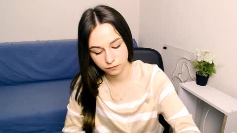 anna_sia_ online show from March 27, 2026, 6:19 am