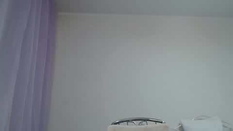 Anna online show from March 6, 2025, 3:45 pm