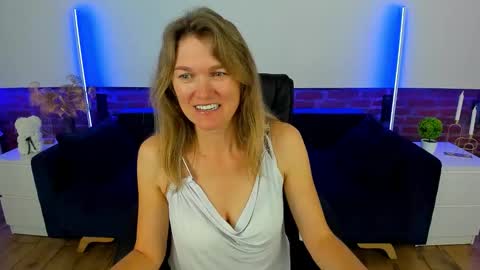 Annabel online show from September 28, 2025, 5:46 am