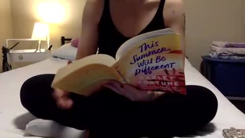 annabellemonroe69 online show from December 1, 2025, 1:16 pm