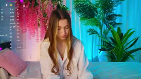 Snapshot of annaberrys chatting on May 9, 2026, 8:30 am Anna online show from May 9, 2026, 8:30 am