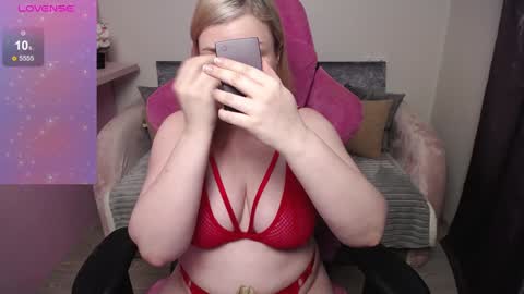 AnnaCherri online show from January 21, 2025, 3:04 am