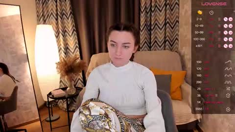 Anna online show from March 4, 2025, 5:32 am