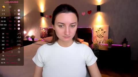 Anna online show from September 9, 2025, 2:22 am