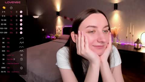 Anna online show from May 17, 2026, 2:09 am