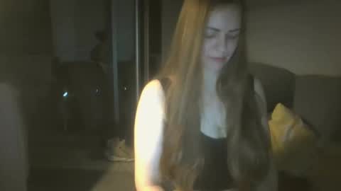 annadiamond1 online show from September 24, 2025, 9:40 pm