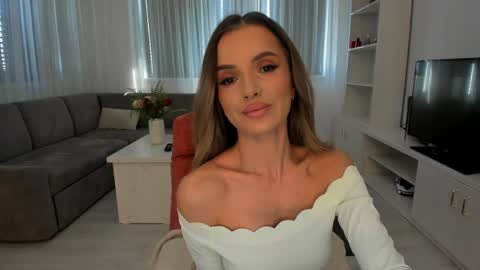 Snapshot of annaise_ chatting on April 25, 2026, 9:23 am annaise online show from April 25, 2026, 9:23 am