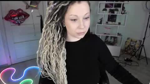 Anna online show from February 26, 2026, 7:13 pm