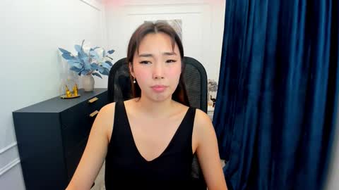 Anna online show from September 29, 2025, 7:51 pm