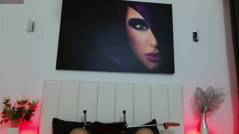 Snapshot of annaros_ chatting on February 27, 2025, 7:37 pm AnnaRos online show from February 27, 2025, 7:37 pm