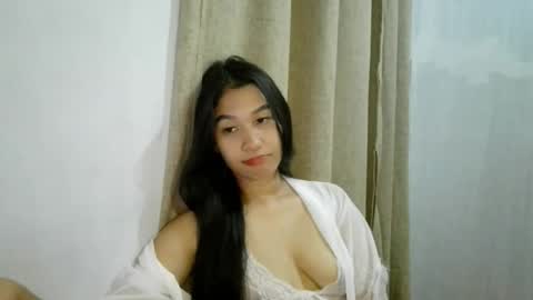 Riane online show from January 17, 2026, 2:55 pm