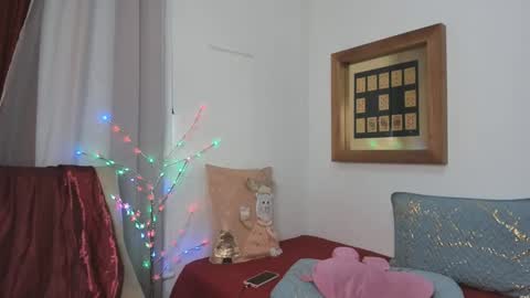 anna online show from December 10, 2024, 12:16 pm