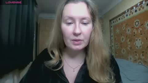 Snapshot of annaxlovers chatting on December 15, 2025, 3:05 pm AnnaXLovers online show from December 15, 2025, 3:05 pm