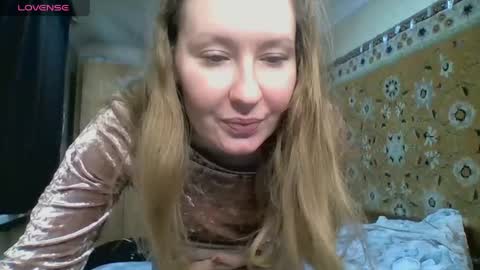 AnnaXLovers online show from April 25, 2026, 1:41 pm