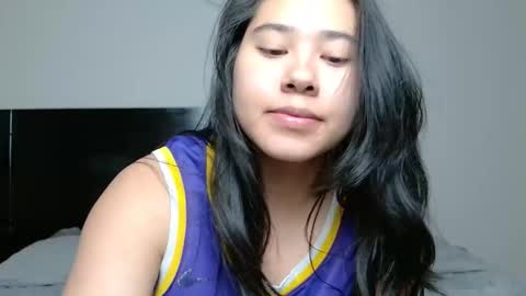 Anna online show from September 22, 2025, 3:08 am