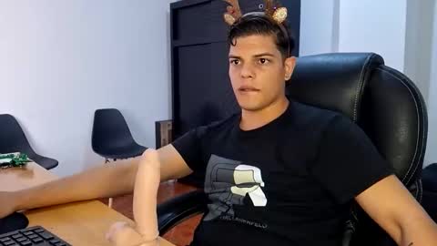 Snapshot of anndyhardy11 chatting on December 10, 2024, 4:38 pm Anndy Hardy online show from December 10, 2024, 4:38 pm