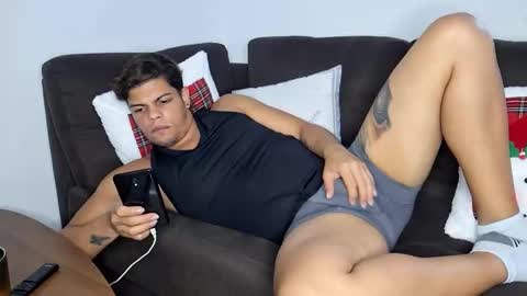 Snapshot of anndyhardy11 chatting on December 24, 2024, 11:55 pm Anndy Hardy online show from December 24, 2024, 11:55 pm