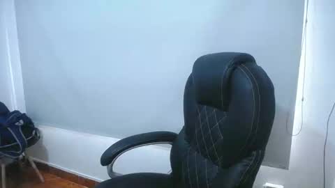 Snapshot of anndyhardy11 chatting on February 24, 2025, 4:04 pm Anndy Hardy online show from February 24, 2025, 4:04 pm