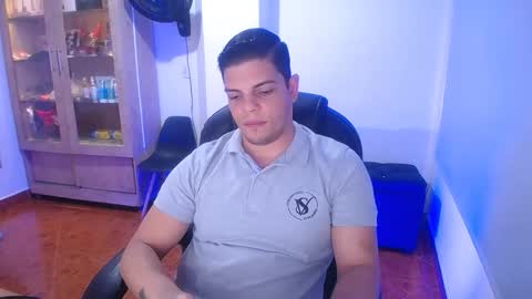 Snapshot of anndyhardy11 chatting on September 11, 2025, 9:15 pm Anndy Hardy online show from September 11, 2025, 9:15 pm